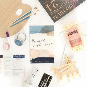 Date in een box "Painted with Love"